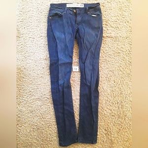 BARBELL APPAREL - 26R - Stretchy - Blue Jeans